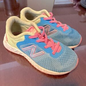 New Balance Toddler Girls Sneakers - size 9